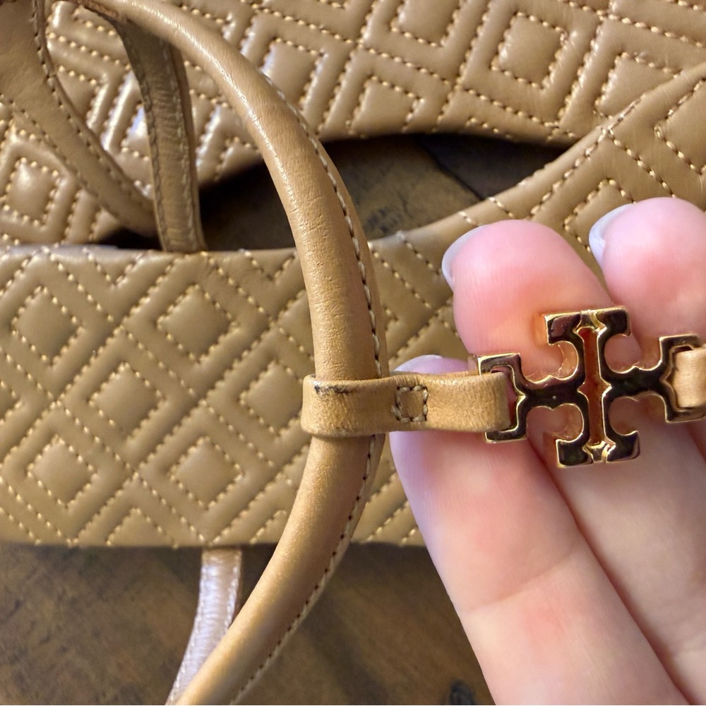 Tory Burch Marion Quilted Leather Thong Toe Sandal Sz 8 - Picture 7 of 8